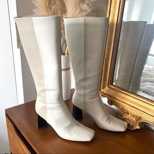 Looks Like Summer boots
Size 40 or size US 9 
Light wear SOLD